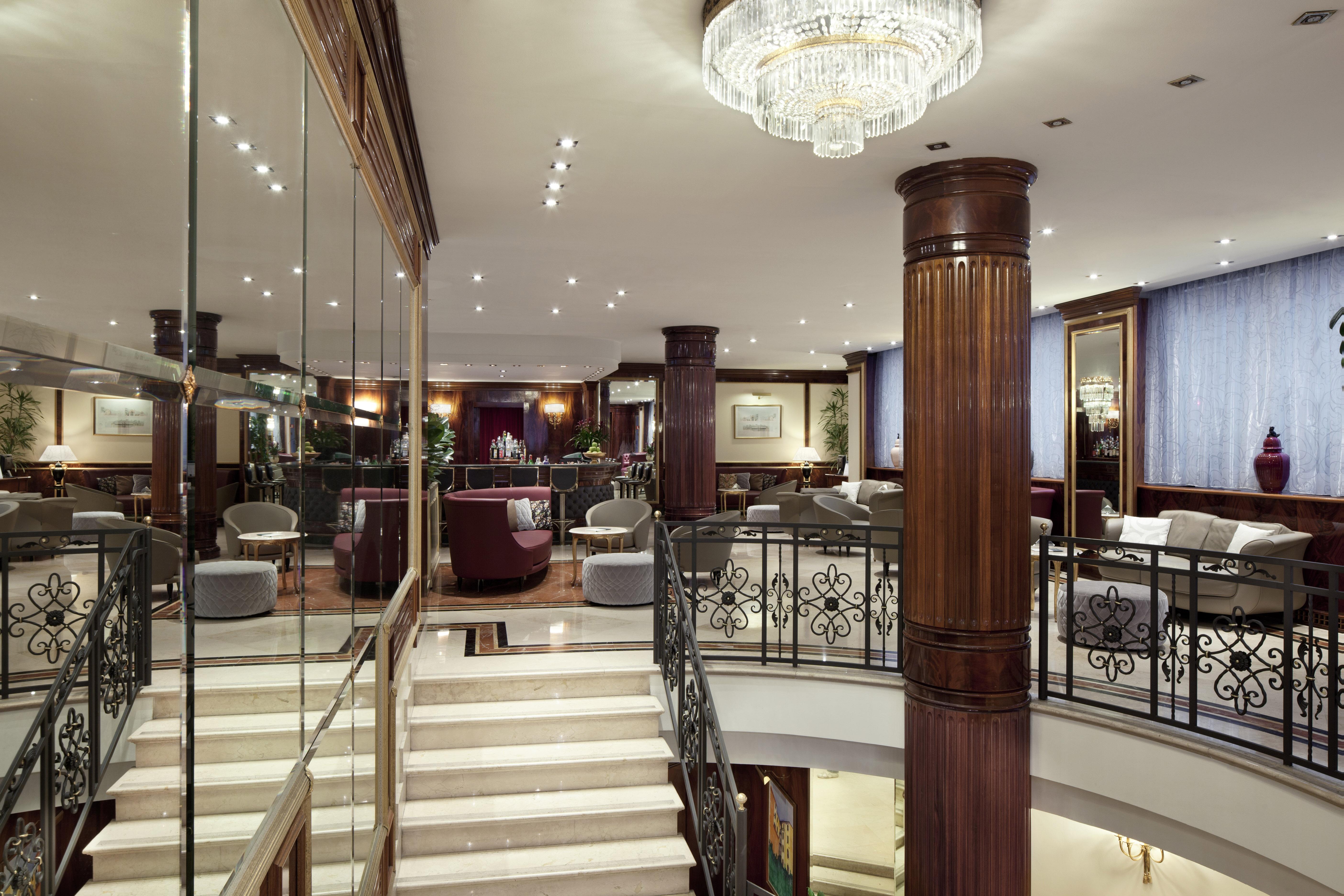 Una Hotels Scandinavia Milano — Fotos 3